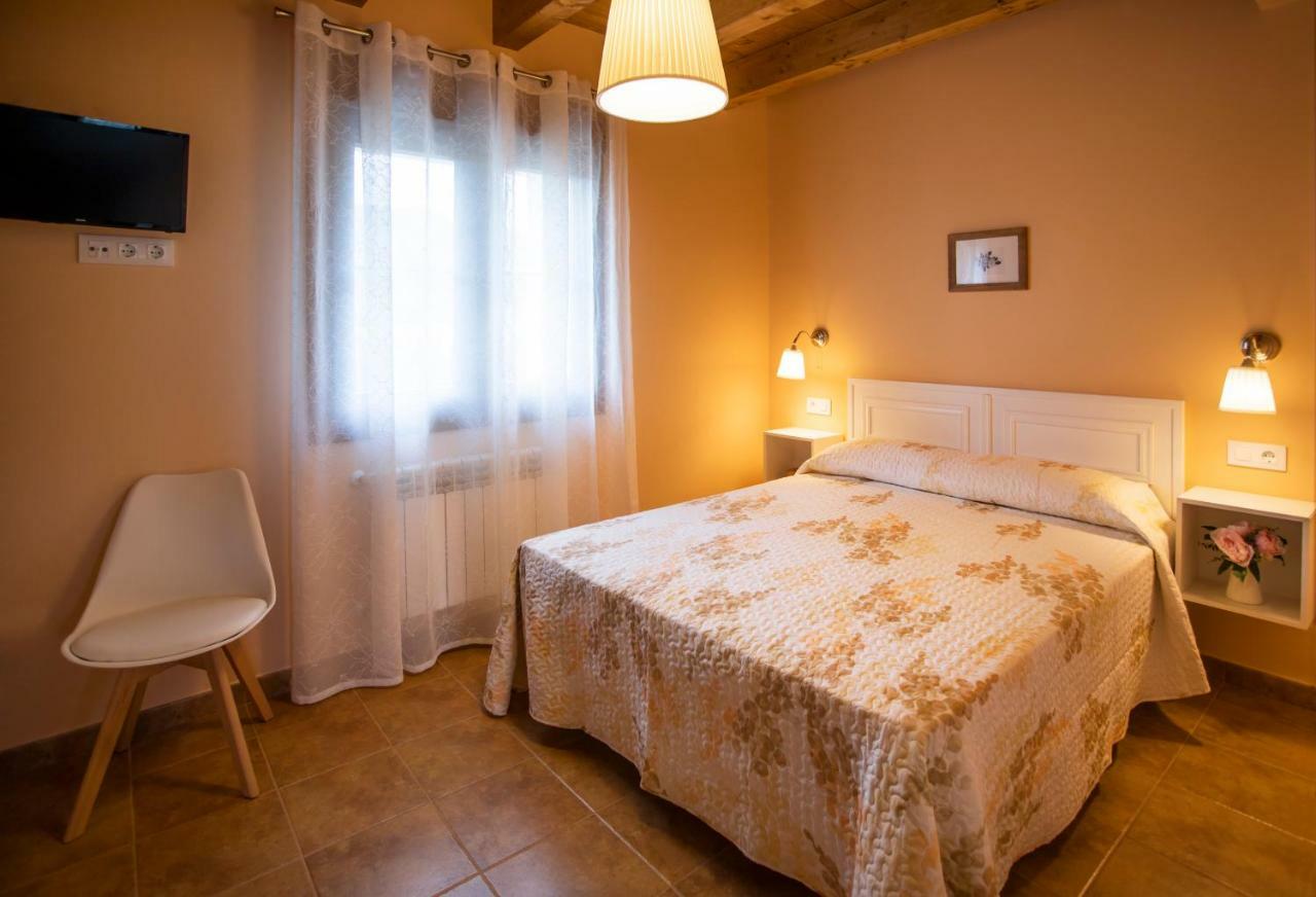 El Campo Mateo Apartamentos Cangas de Onis Exterior photo